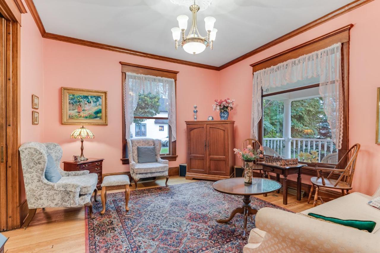 Covington Manor B&B Cambridge 外观 照片